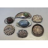 A COLLECTION OF VINTAGE SILVER BROOCHES, various designs and periods, to include hallmarked