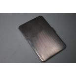 A HEAVY HALLMARKED SILVER ART DECO STYLE CIGARETTE CASE - BIRMINGHAM 1948, approx weight 192g, H