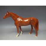 A LARGE BESWICK RACEHORSE IN CHESTNUT GLOSS, model 1564, H 28.5 cm