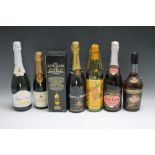 A SMALL SELECTION OF WINES AND SPIRITS TO INCLUDE 1 BOXED BOTTLE OF THE ANTIQUARY 12 YEARS OLD