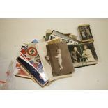 A QUANTITY OF VINTAGE POSTCARDS AND EPHEMERA ETC