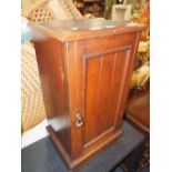 AN EDWARDIAN MAHOGANY POT CUPBOARD