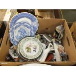 A TRAY OF ASSORTED CERAMICS TO INCLUDE WEDGWOOD