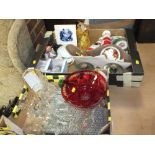 A TRAY OF ASSORTED CERAMICS TOGETHER WITH A TRAY OF GLASSWARE