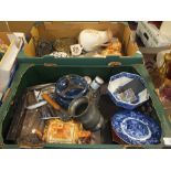 TWO TRAYS OF ASSORTED SUNDRIES TO INCLUDE WEDGWOOD