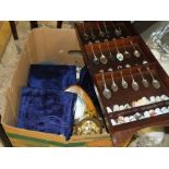 A BOX OF MOSTLY METALWARE TO INCLUDE FLATWARE TOGETHER WITH A SPOON AND THIMBLE DISPLAY