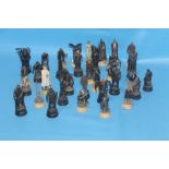 A QUANTITY OF LORD OF THE RINGS FIGURES