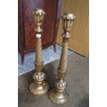 A PAIR OF GILT WOOD CANDLESTICKS H - 75 CM (2)