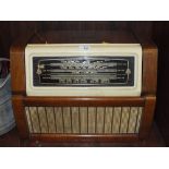 A LARGE VINTAGE REGENTONE RADIO