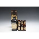 1 BOTTLE OF GLENTURRET MALT LIQUEUR WHISKY, together with 3 miniatures (4)