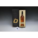 1 BOXED BOTTLE OF QUINN GROUP IRISH WHISKEY, 2000 bottling