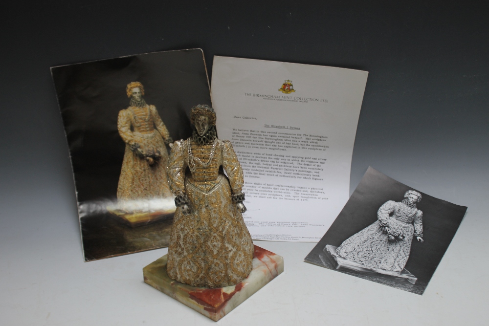 A BIRMINGHAM MINT LIMITED EDITION BRONZE FIGURE OF QUEEN ELIZABETH I, on onyx base, H 23 cm