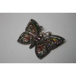 A SILVER PLIQUE A JOUR BUTTERFLY BROOCH, stamped 925 to the reverse, approx. W 5 cm