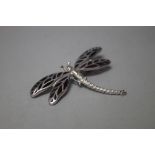 A SILVER PLIQUE A JOUR DRAGONFLY BROOCH, stamped 925, approximate W 4.6 cm