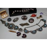 A COLLECTION OF MODERN AND VINTAGE COSTUME JEWELLERY, to include a boxed Joan Rivers enamelled