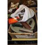 A TRAY OF VINTAGE MODEL RAILWAY TRACK ETC
