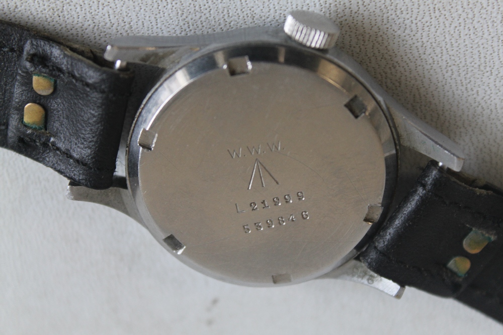 W.W.W. WWII "RECORD" MILITARY WRIST WATCH, with black dial and engraved case markings - Image 4 of 8