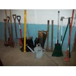 A QUANTITY OF ASSORTED HAND TOOLS TOGETHER WITH A QUANTITY OF WELLINGTON BOOTS
