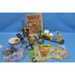 A BOX OF COLLECTABLES TO INCLUDE A SINDY SCOOTER, BRASSWARE, CHILDREN'S BOOK ETC.