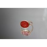 AN ISLAMIC SEAL RING, with Islamic inscribed Carnelian, ring size T