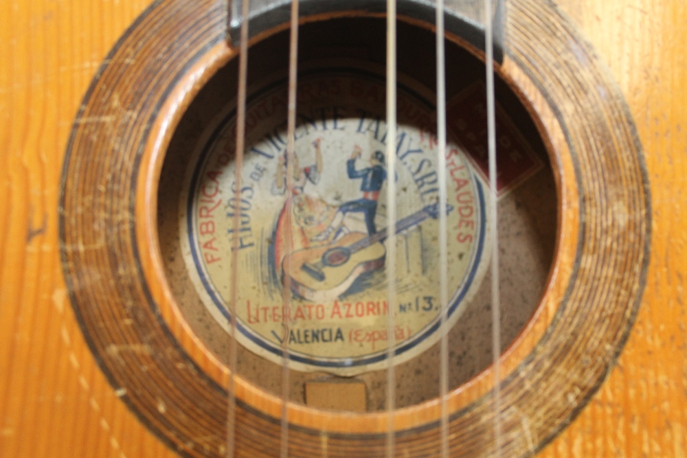 A VINTAGE SPANISH VINCENTE TATAY GUITAR IN CARRY CASE - Image 2 of 5