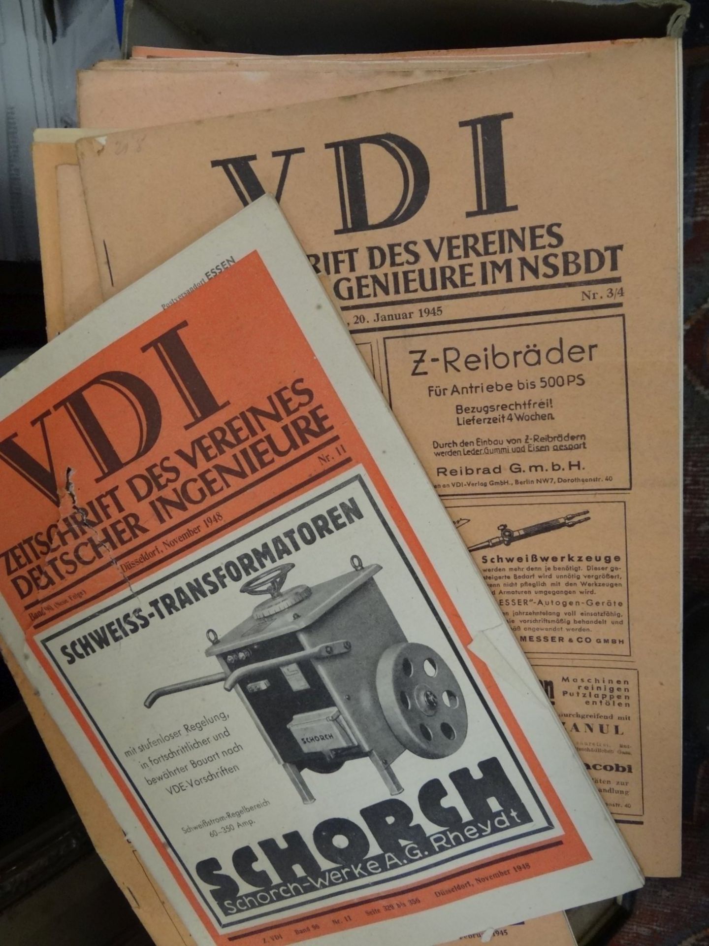 ca. 80 Hefte "VDI" Verein der deutschen Ingenieure im NS BDT, uca. 1940-1944, zeitgemäss viel