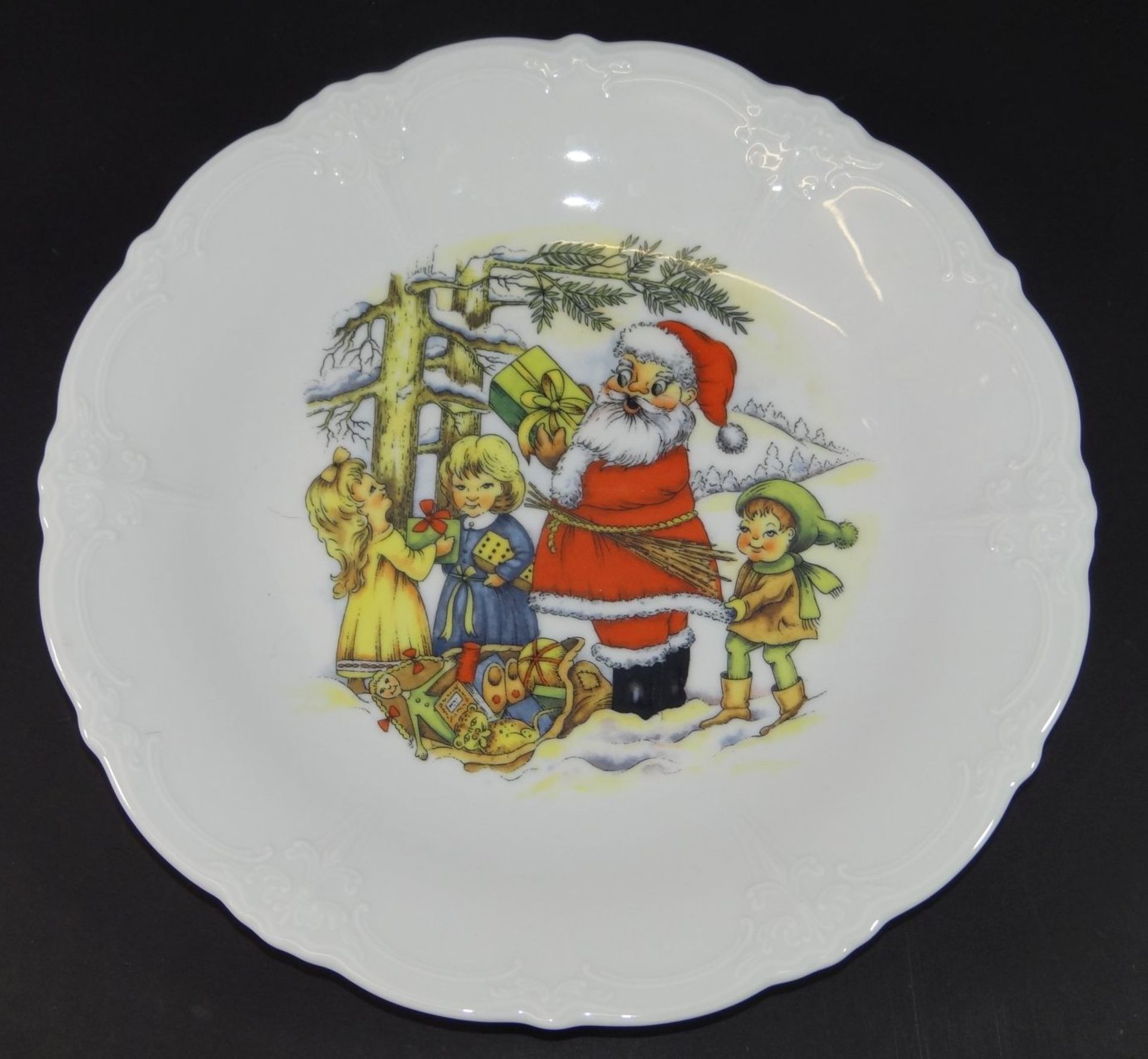 Weihnachtsteller "Hutschenreuther" mit Santa Claus, D-26 cm