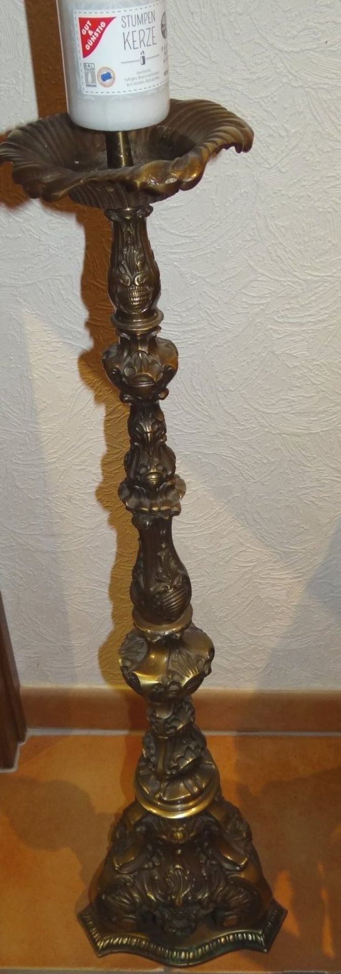 massiver Bronze-Kerzenhalter im Barockstil, H-84 cm