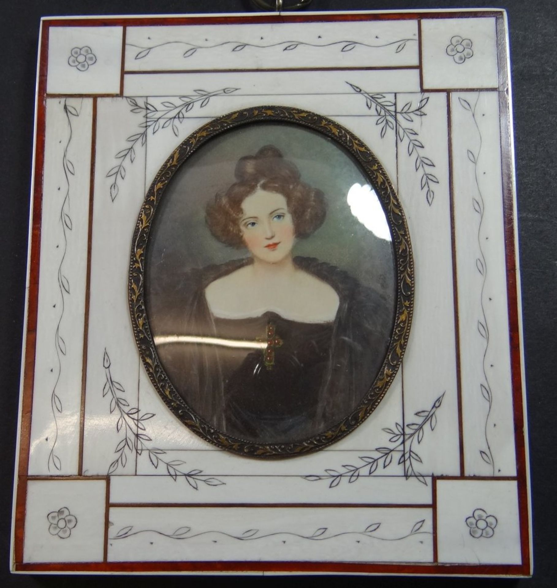 Miniatur-Portrait einer jungen Frau nach Delerox, 14x12 cm - Image 2 of 5