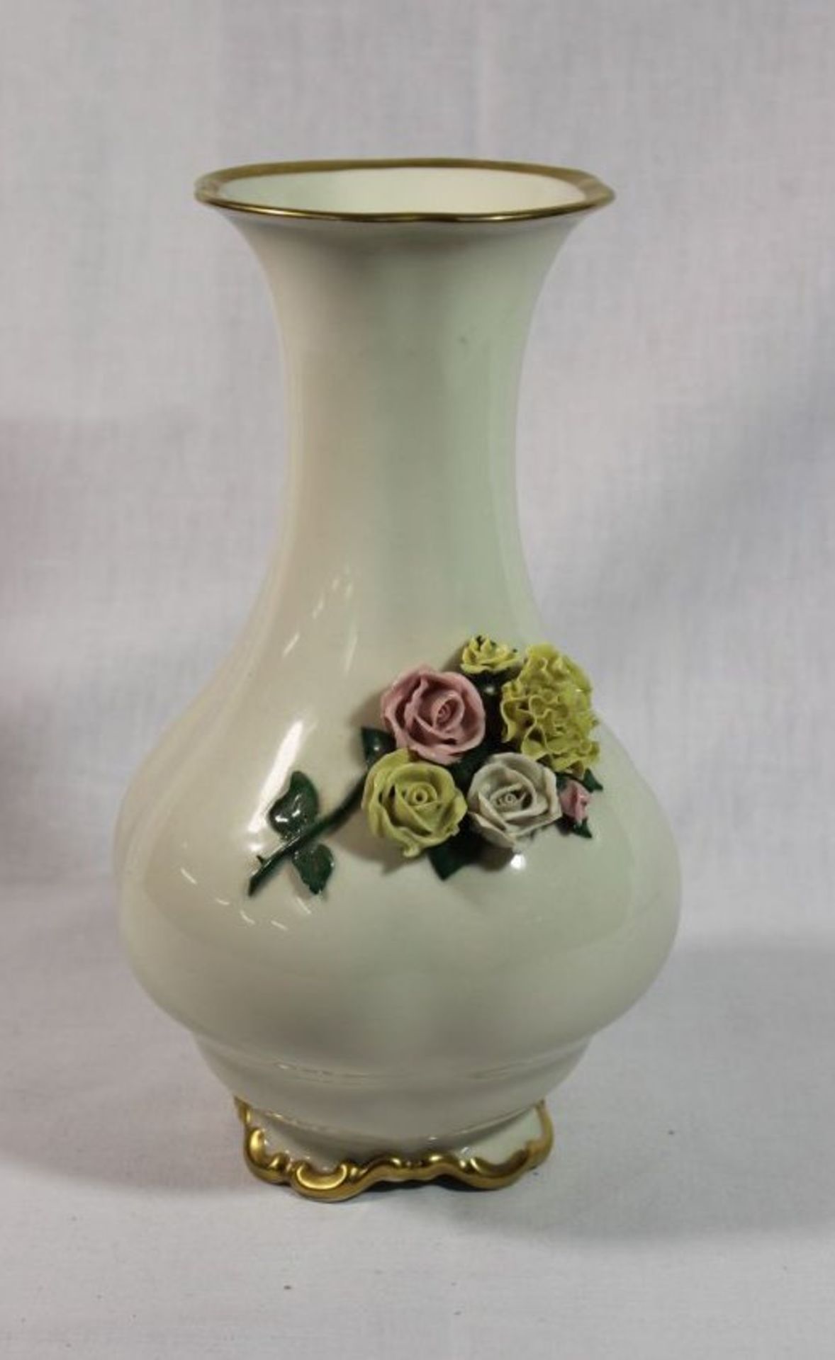 Vase, Lindner, Alt-Meißen, aufgesetzte Blüten, H-26cm