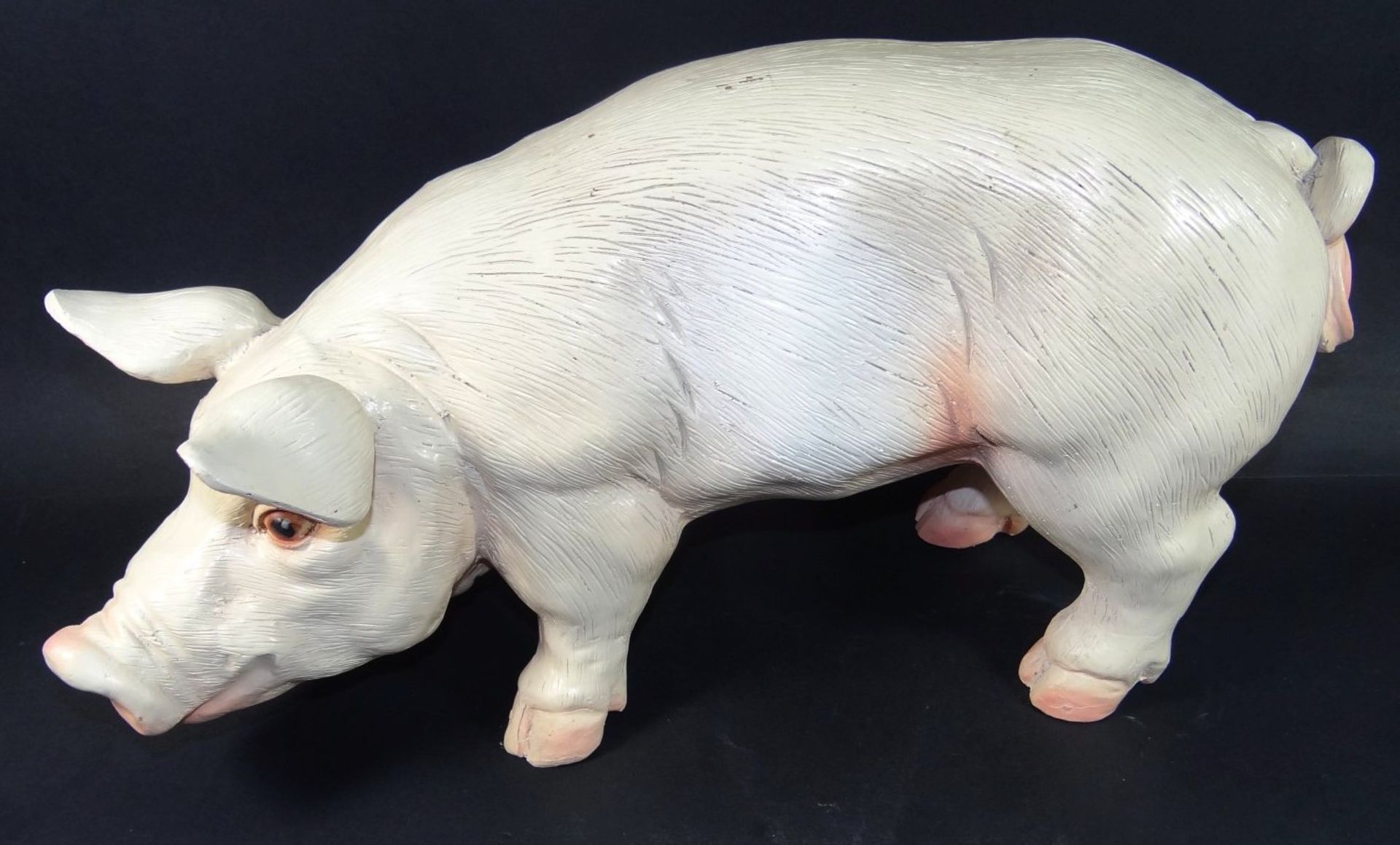 grosses Deko-Schweinchen, Kunstmasse, H-21 cm, L-45 cm - Bild 2 aus 4