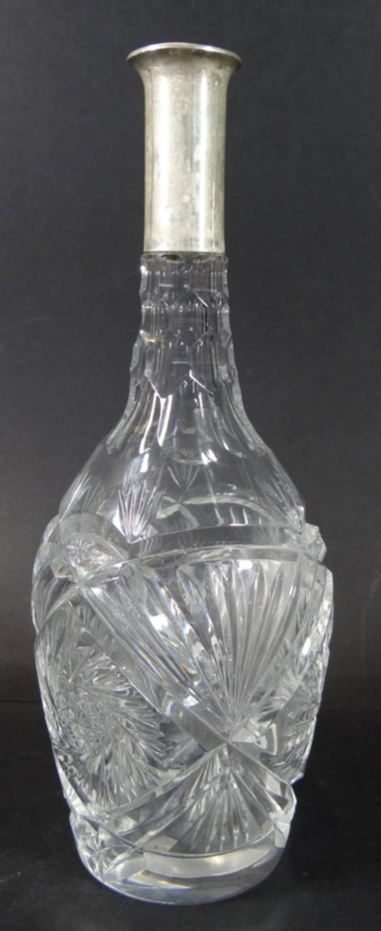 kl. Kristallkaraffe mit Silberhals-800-, H-20 cm, Stöpsel fehl