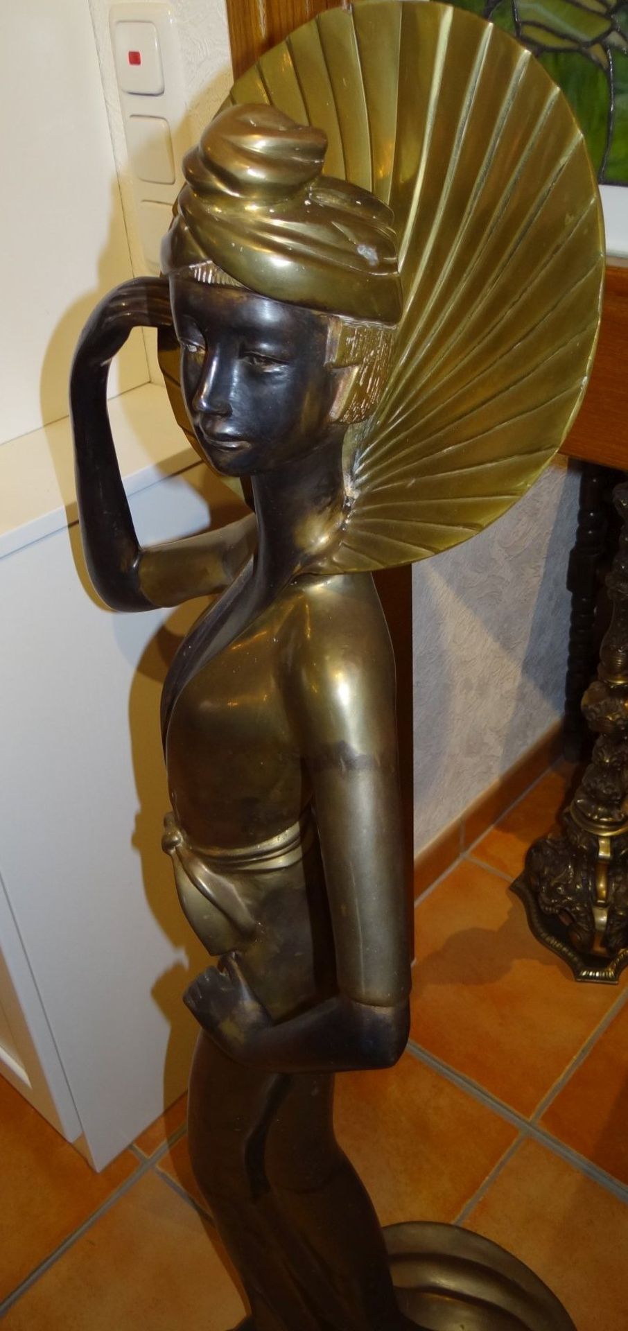 hohe Frauenfigur ,Bronze im Art Deko, H-120 cm, neuzeitlich - Bild 3 aus 6