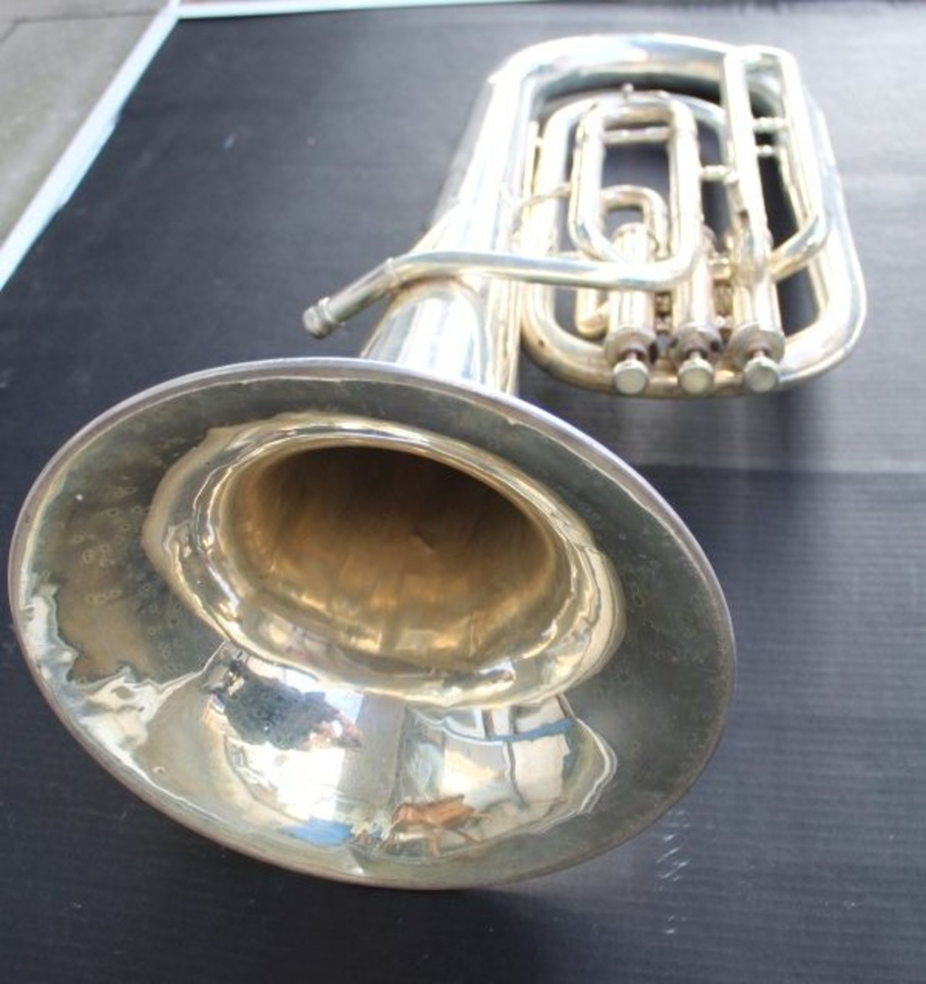 Tuba "Ideal Hug&Cie" Schweiz, L-67 cm, Mundstück fehl - Bild 6 aus 10