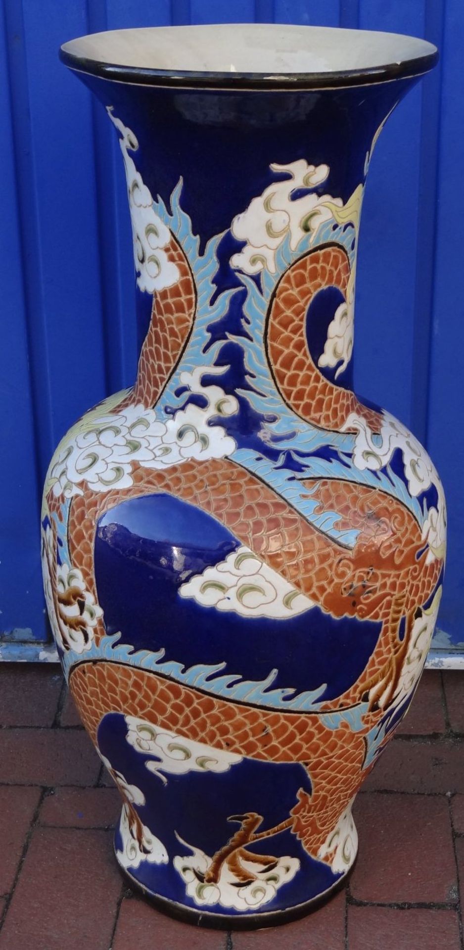 Bodenvase mit Drachendekor, China, bestossen, H-80 cm, älte - Bild 4 aus 8