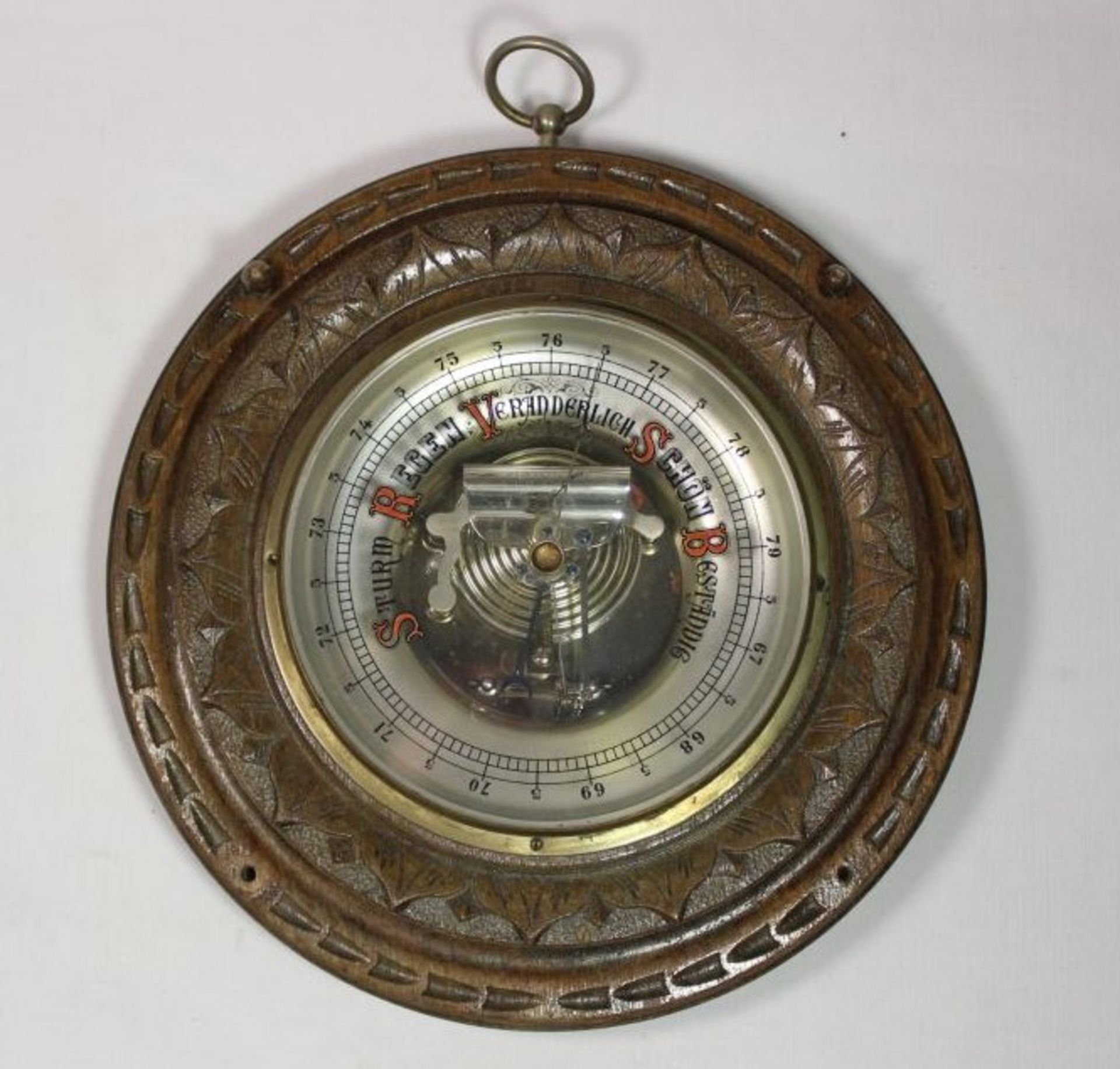rundes Wandbarometer, älter, beschnitztes Holzgehäuse, D-23cm
