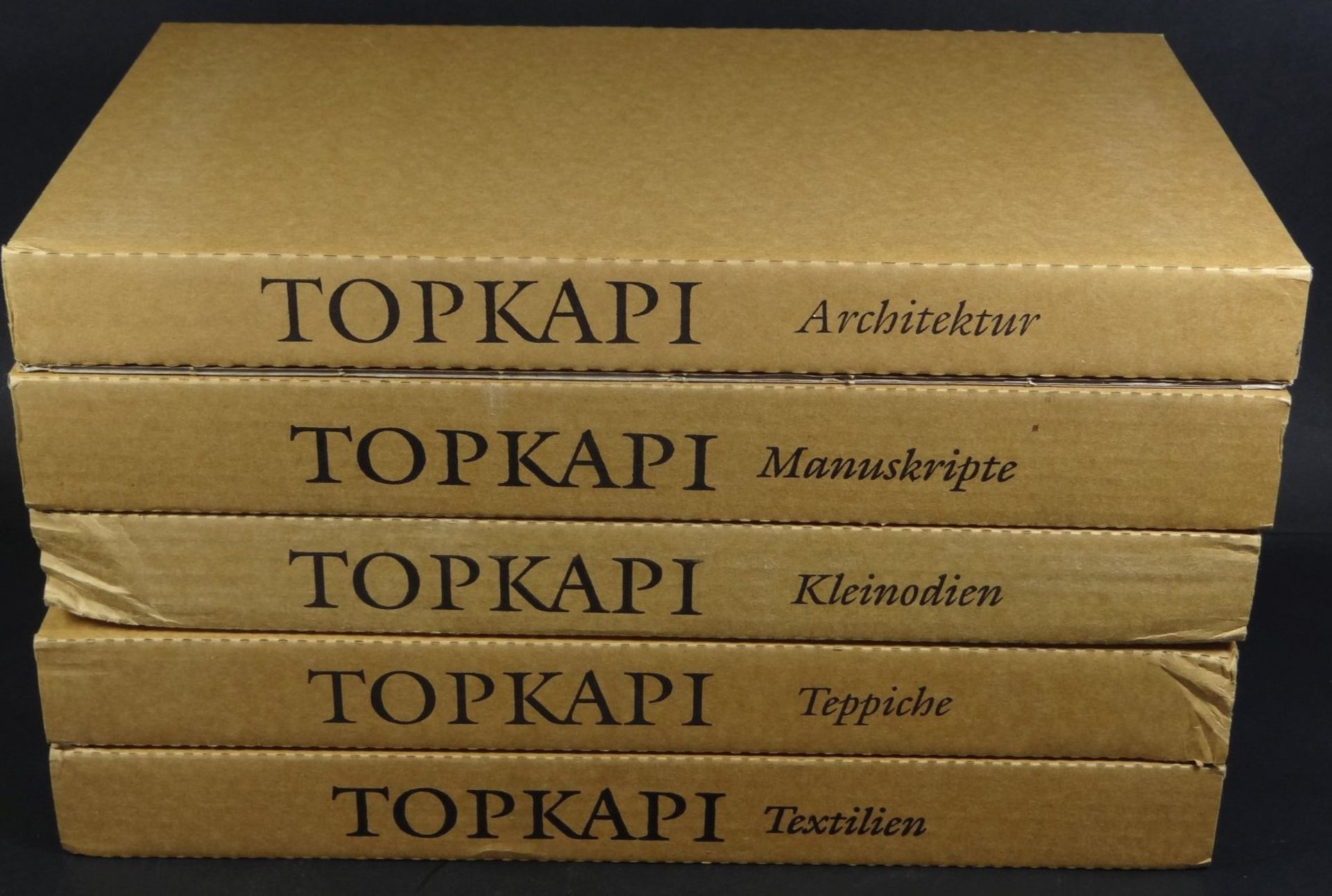 5x Bildbände über das Topkapi-Museum, in orig. Karton, je 38x24