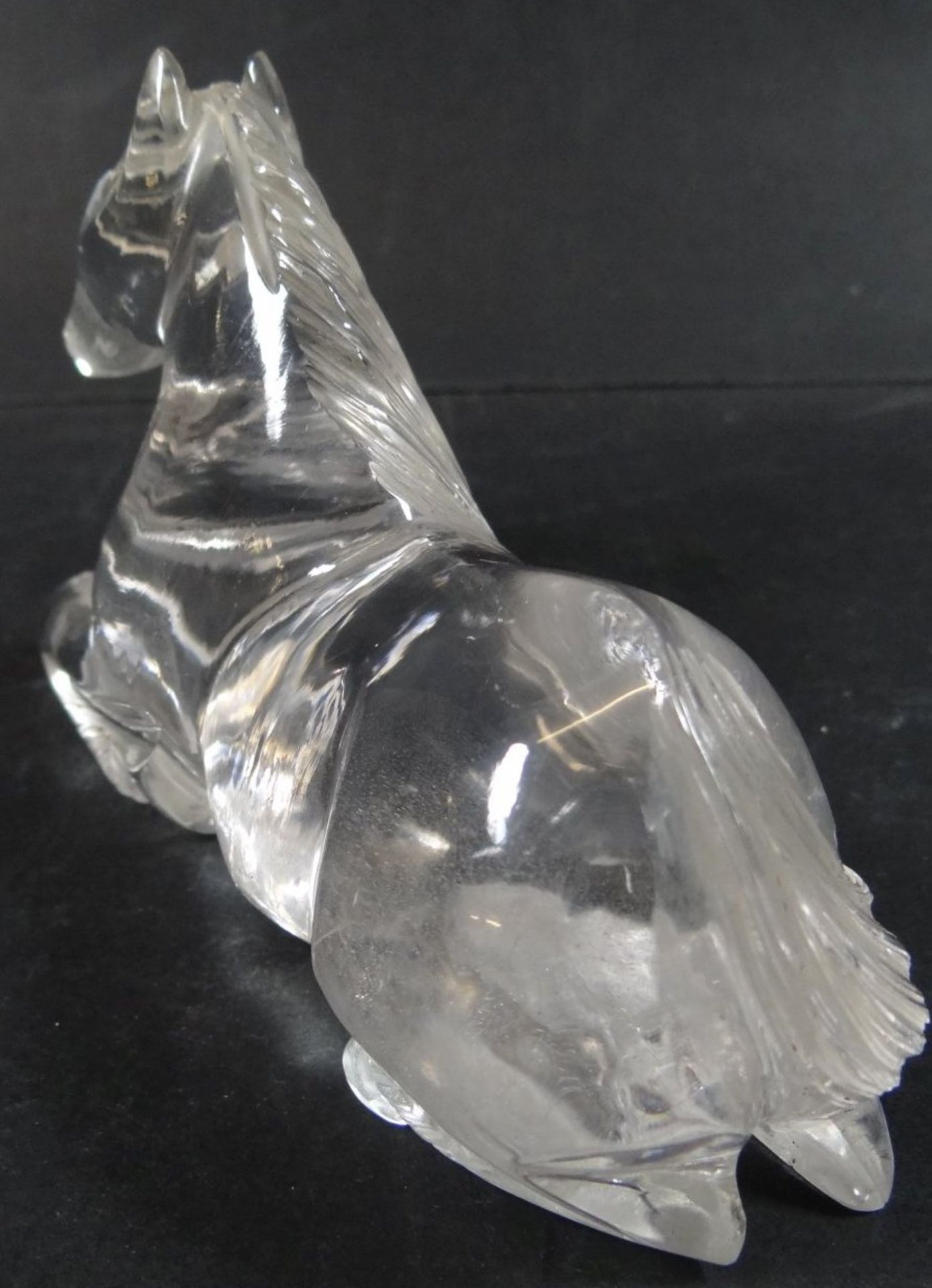 liegendes Pferd aus Bergkristall, China, älter, H-6,5 cm, L-9,5 c - Bild 3 aus 4