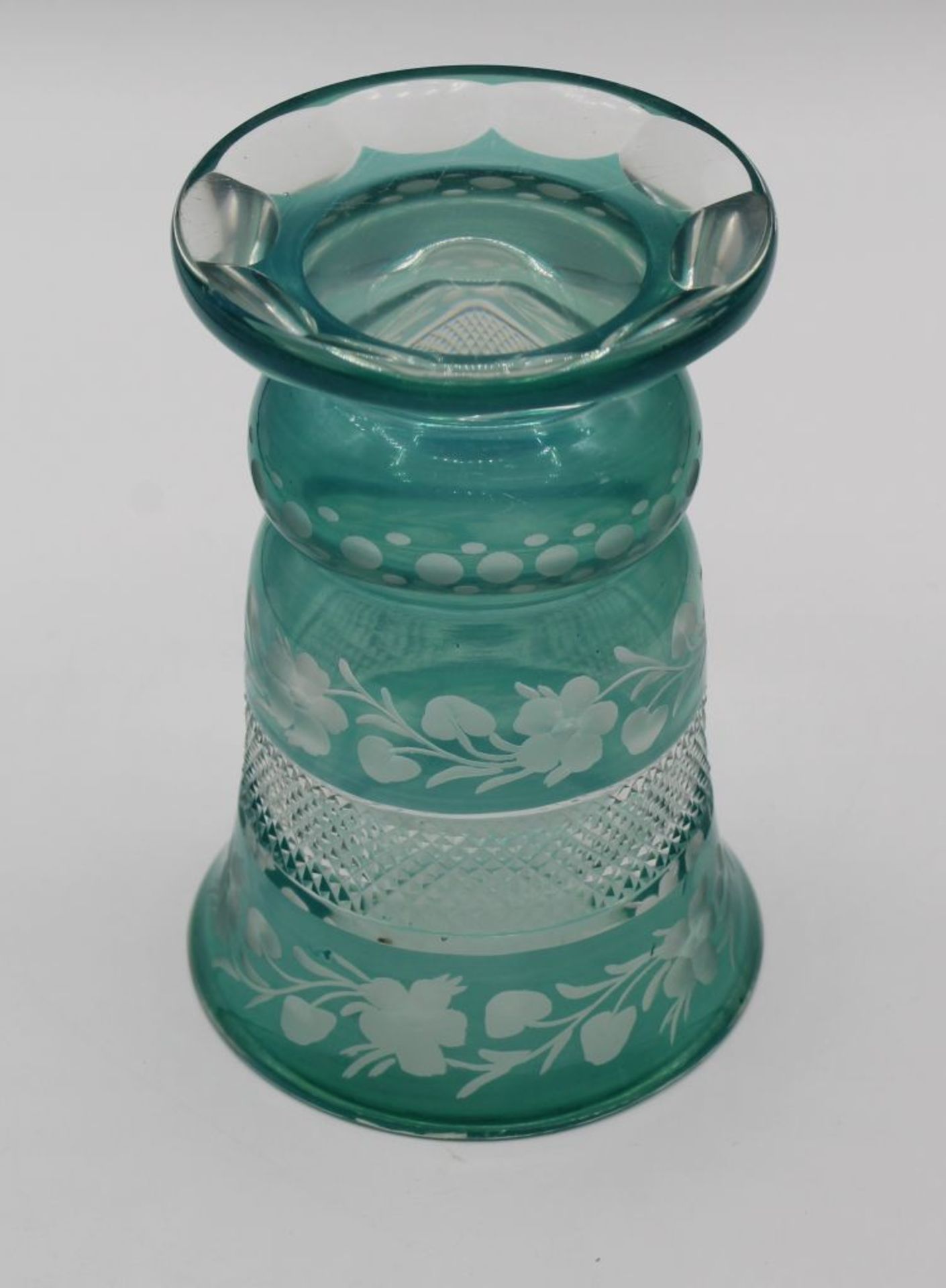 Glasvase?,florales Dekor,grün/klar,facettiertes Glas,H-12c - Bild 3 aus 3