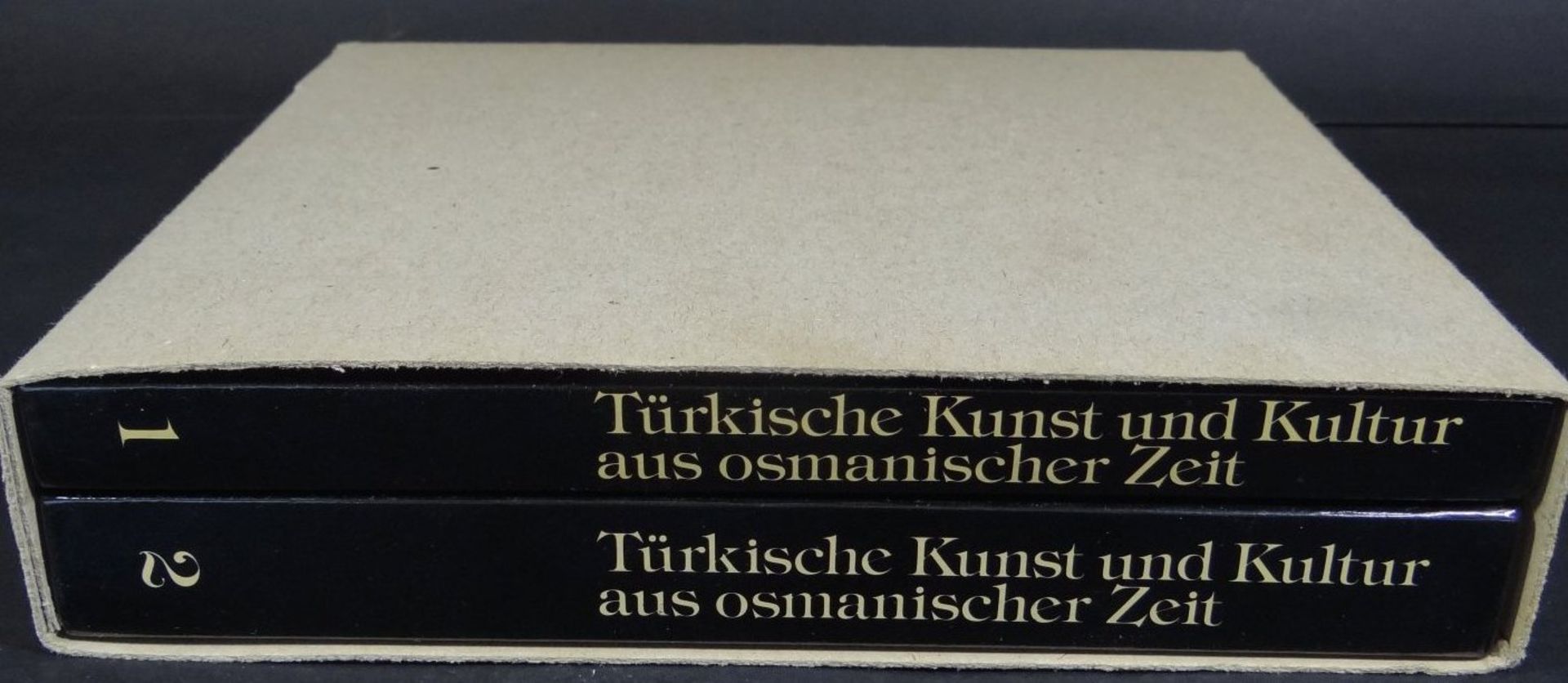 2 Bände "Türkische Kunst und Kultur aus osmanischer Zeit", neuwertig in Schuber - Bild 2 aus 9