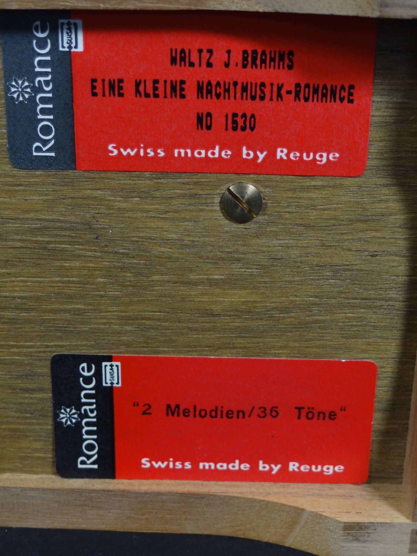kl. Holz-Kasten mit Reuge Spieluhr, 2 Melodien, läuft, H-6,5 cm, 9x14 cm, - Bild 4 aus 7