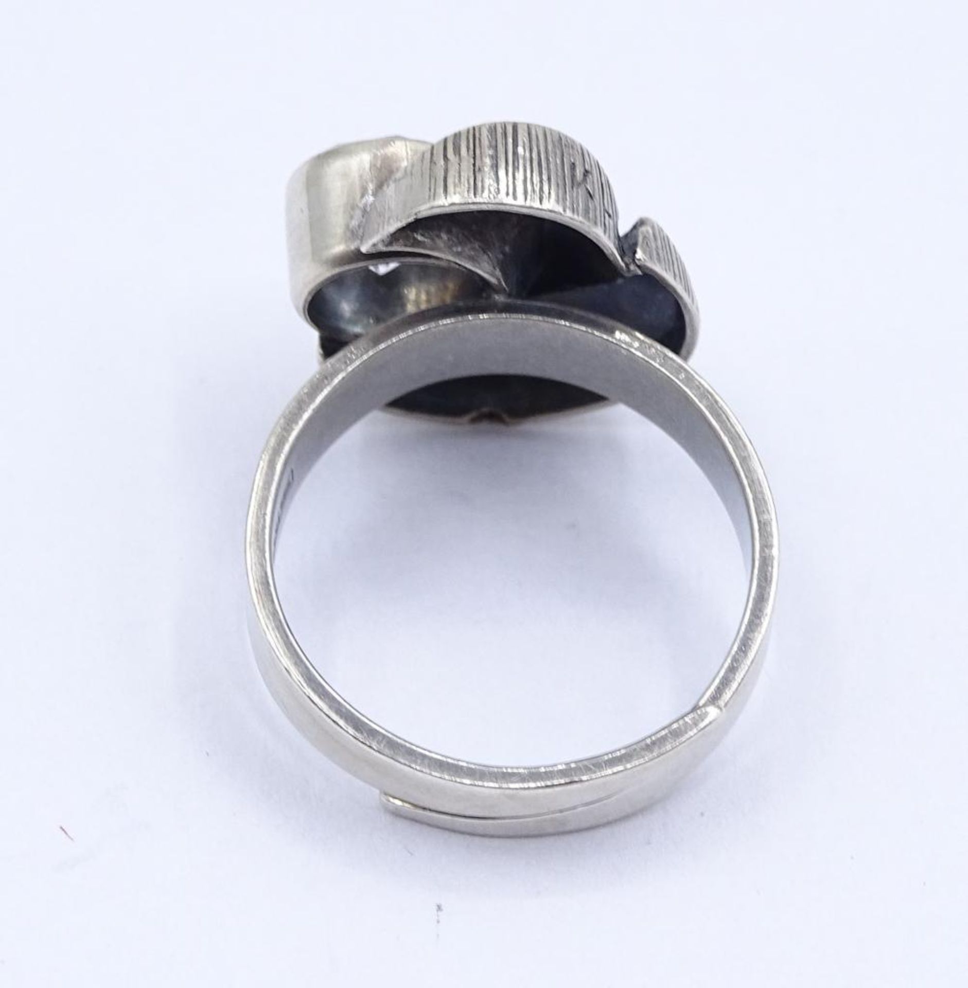 925er Silber Ring mit einen facettierten klaren Stein, 5,4gr.,Ringgröße verstellba - Bild 4 aus 5