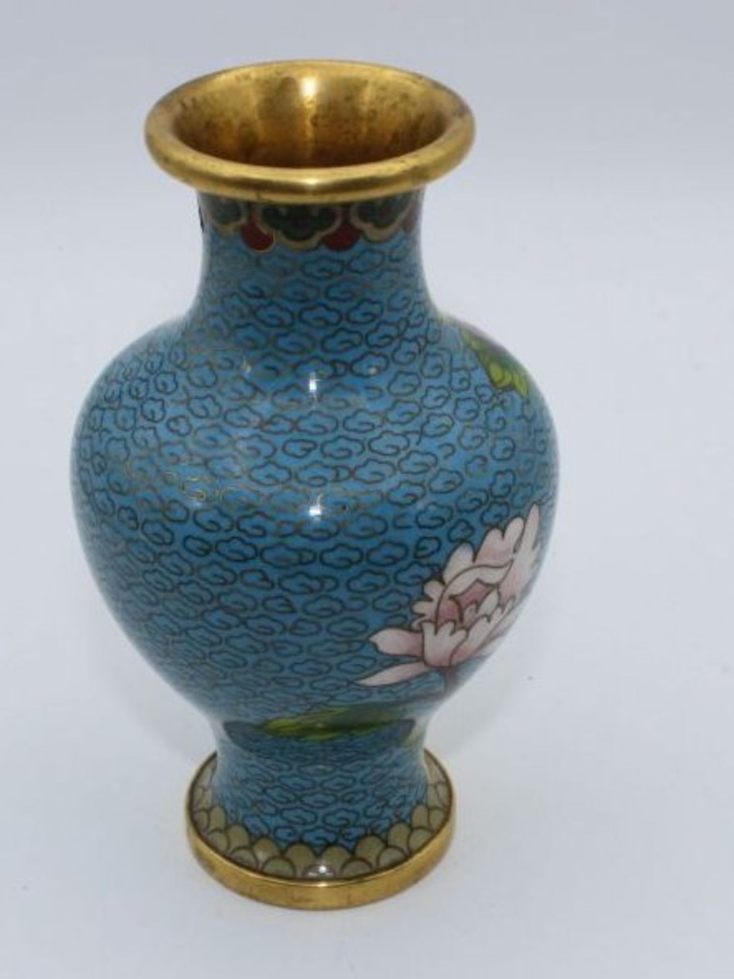 kl. Cloisonné-Vase, China, H-13cm. - Bild 2 aus 2