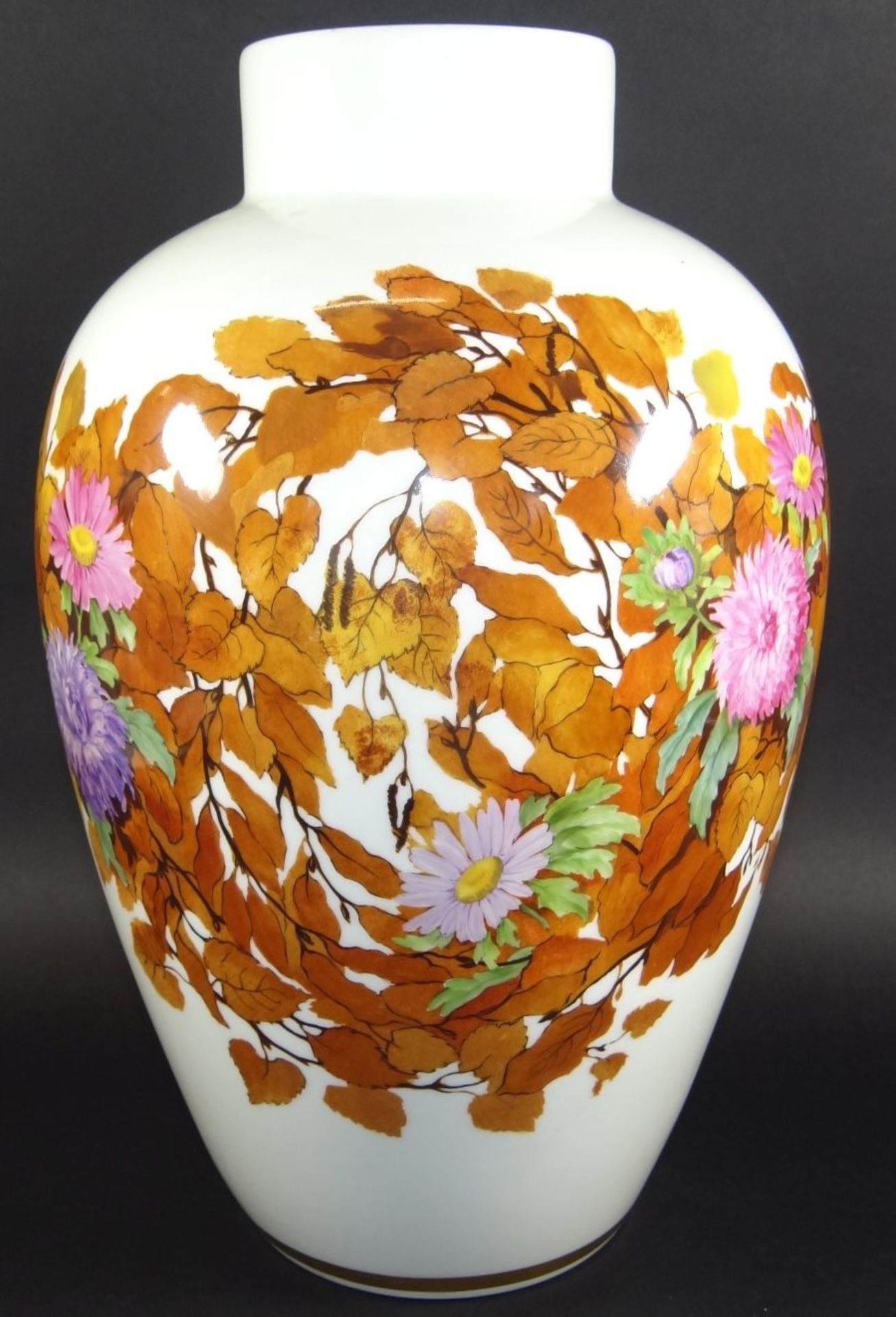 sign. Bodenvase "Nymphenburg" Rudolf SIECK (1877-1957), Herbstblumen, H-40 cm - Bild 2 aus 7