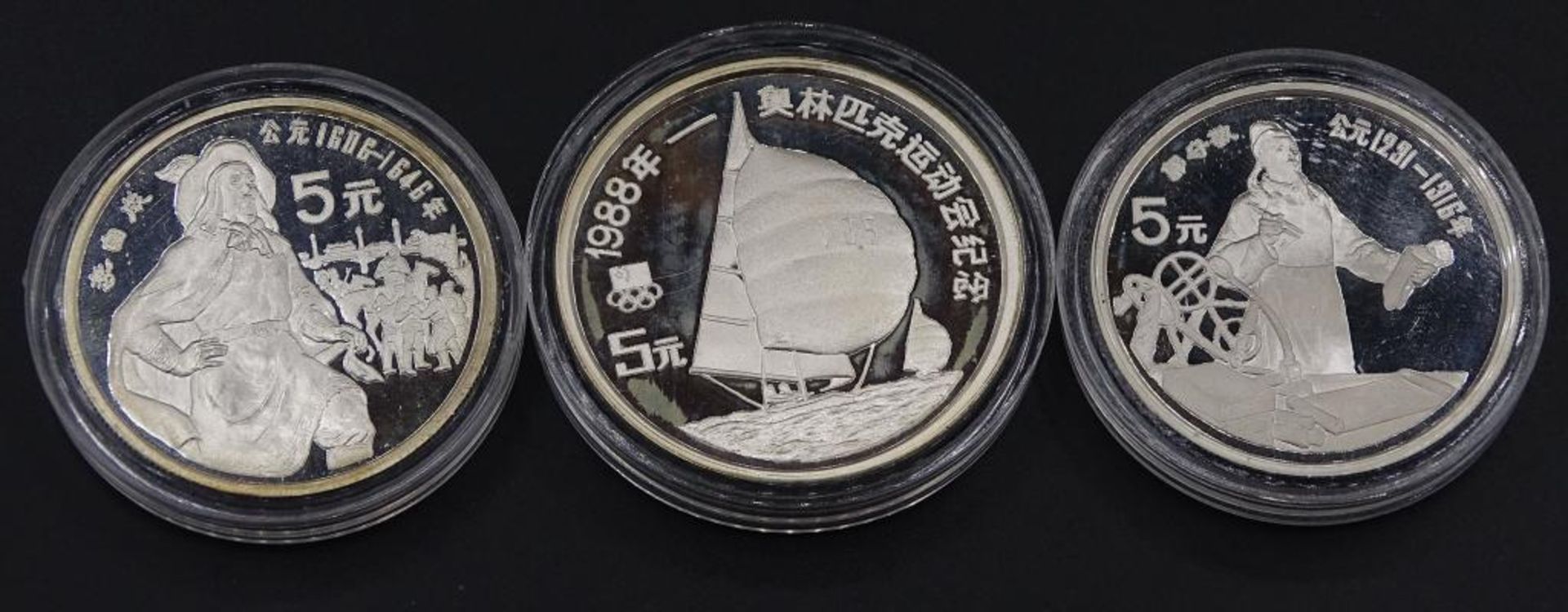 3x 5 Yuan, China,1988/89/90, in Kapseln