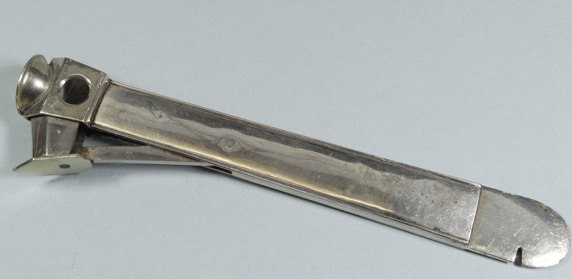 Zigarrenabschneider, Silber-800- Gravur Offz.Scjiessen 1932, Pist. I.Preis, L-17,5 cm, 133 gr. - Bild 3 aus 5