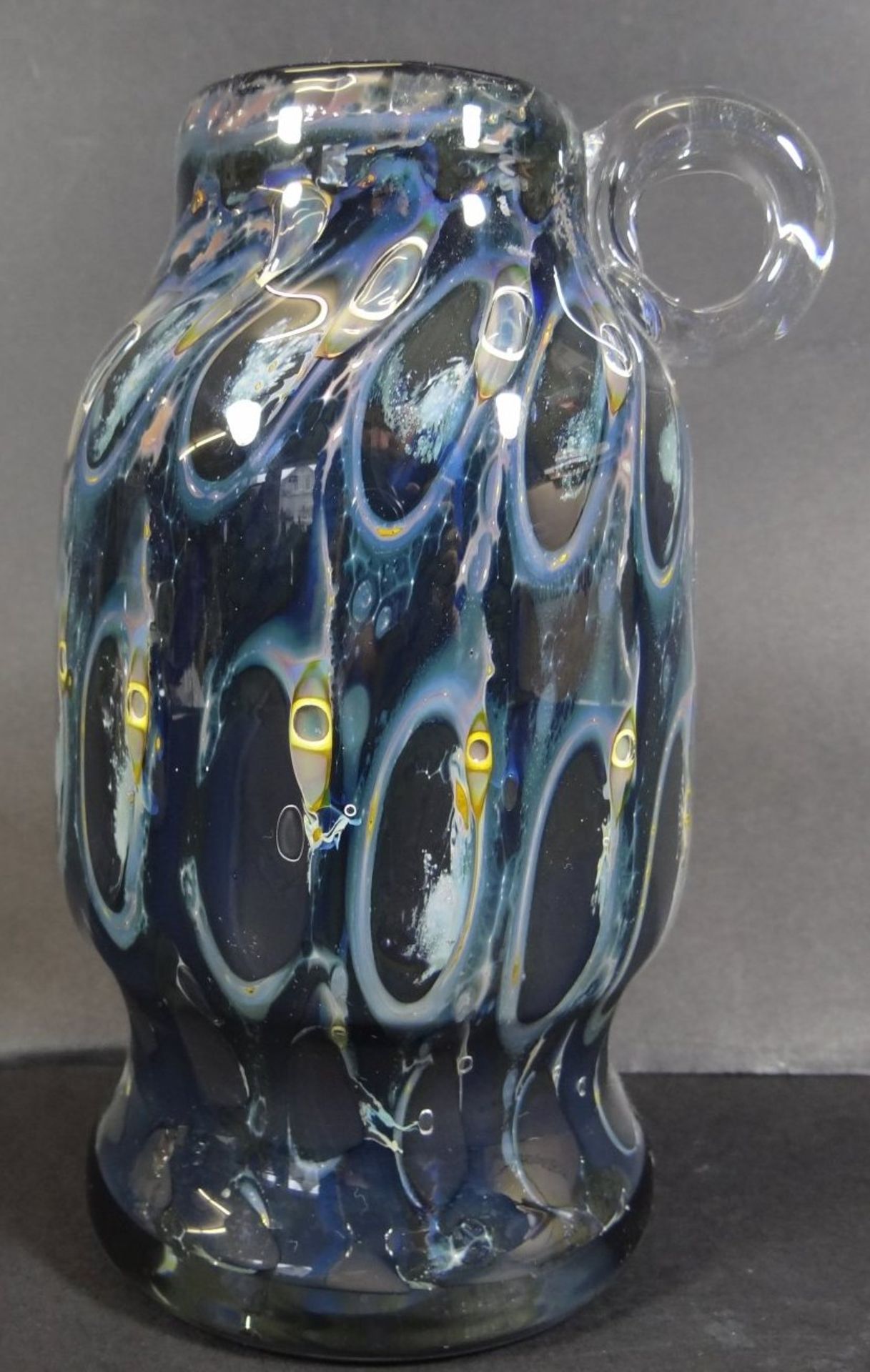 Kunstglas-Vase, signiert "Eisch", H-18 cm