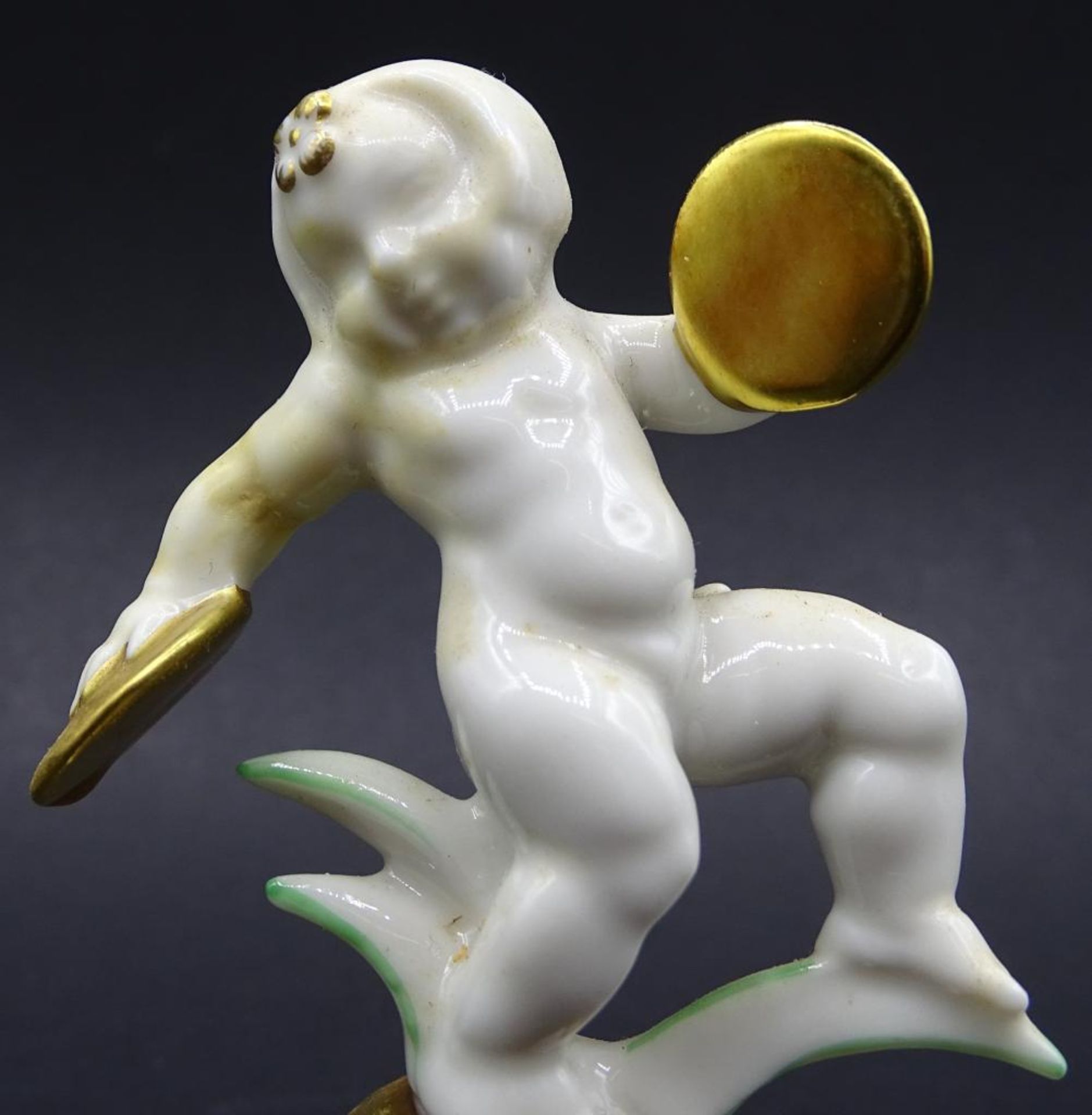 Putto auf Goldkugel,"Hutschenreuther",H-9,5cm - Bild 4 aus 5