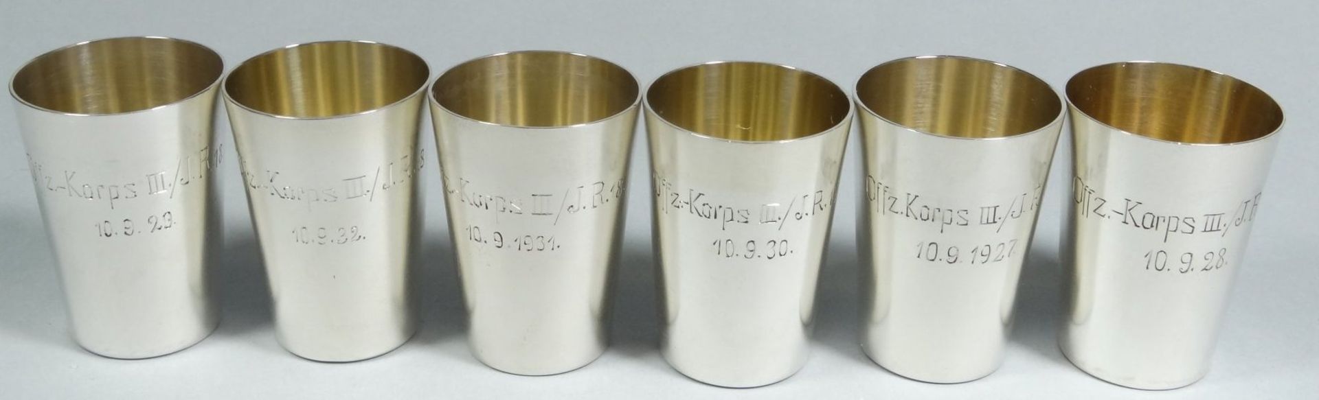 6x Silber-8-- Vodkabecher, Gravur Offz.Korps III/J.R. und Datum von 1927 bis 1932, H-4,5 cm, zus.