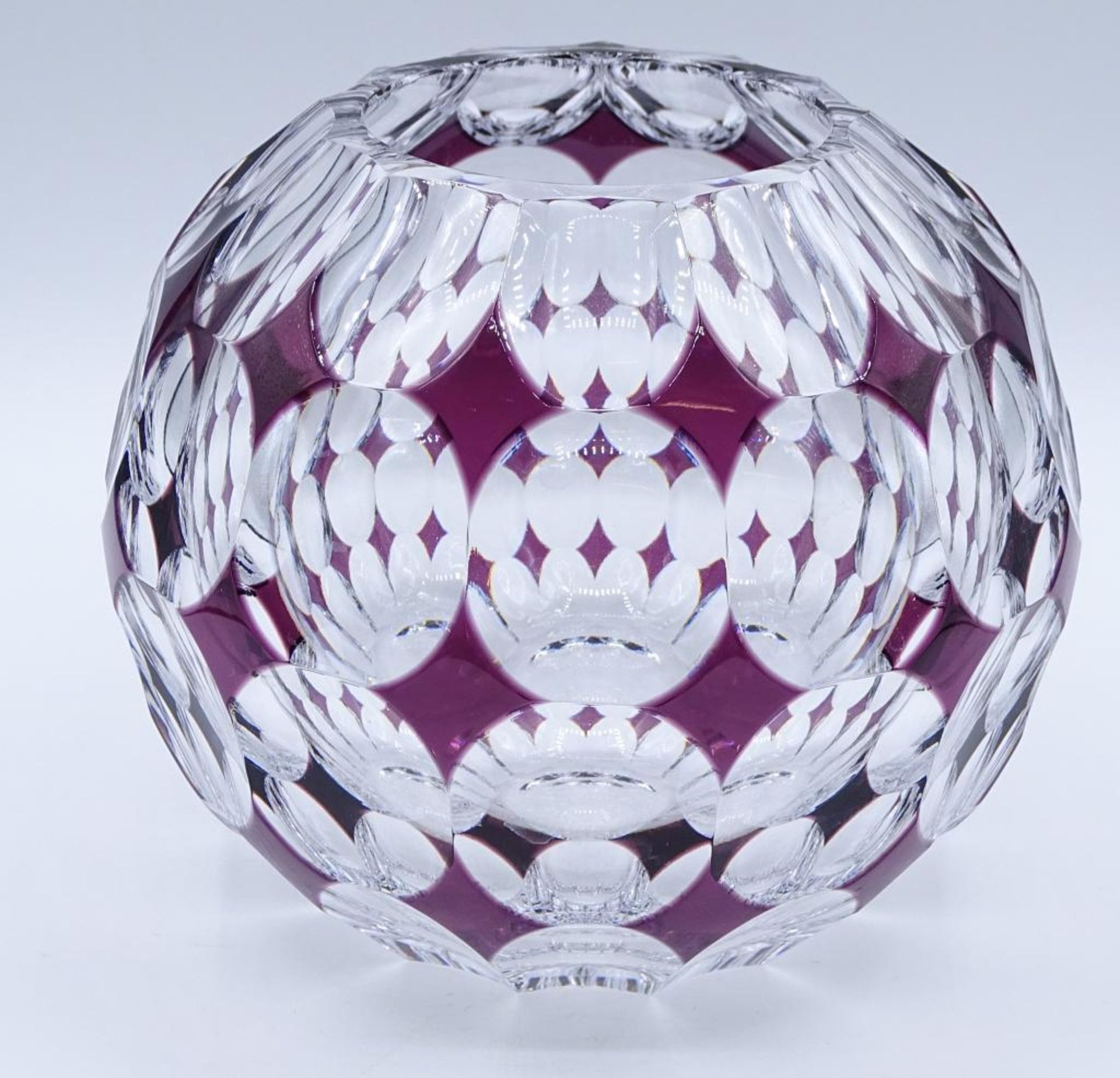 Kristall-Kugelvase, H-13 cm, mit pass. Schale, lila/klar, D-18 cm - Bild 3 aus 7